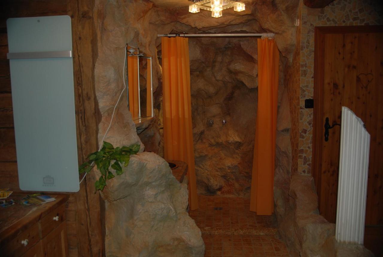 Naturpark-.Weinbergferienhaus คิทเซค อิม เซาซาล ภายนอก รูปภาพ