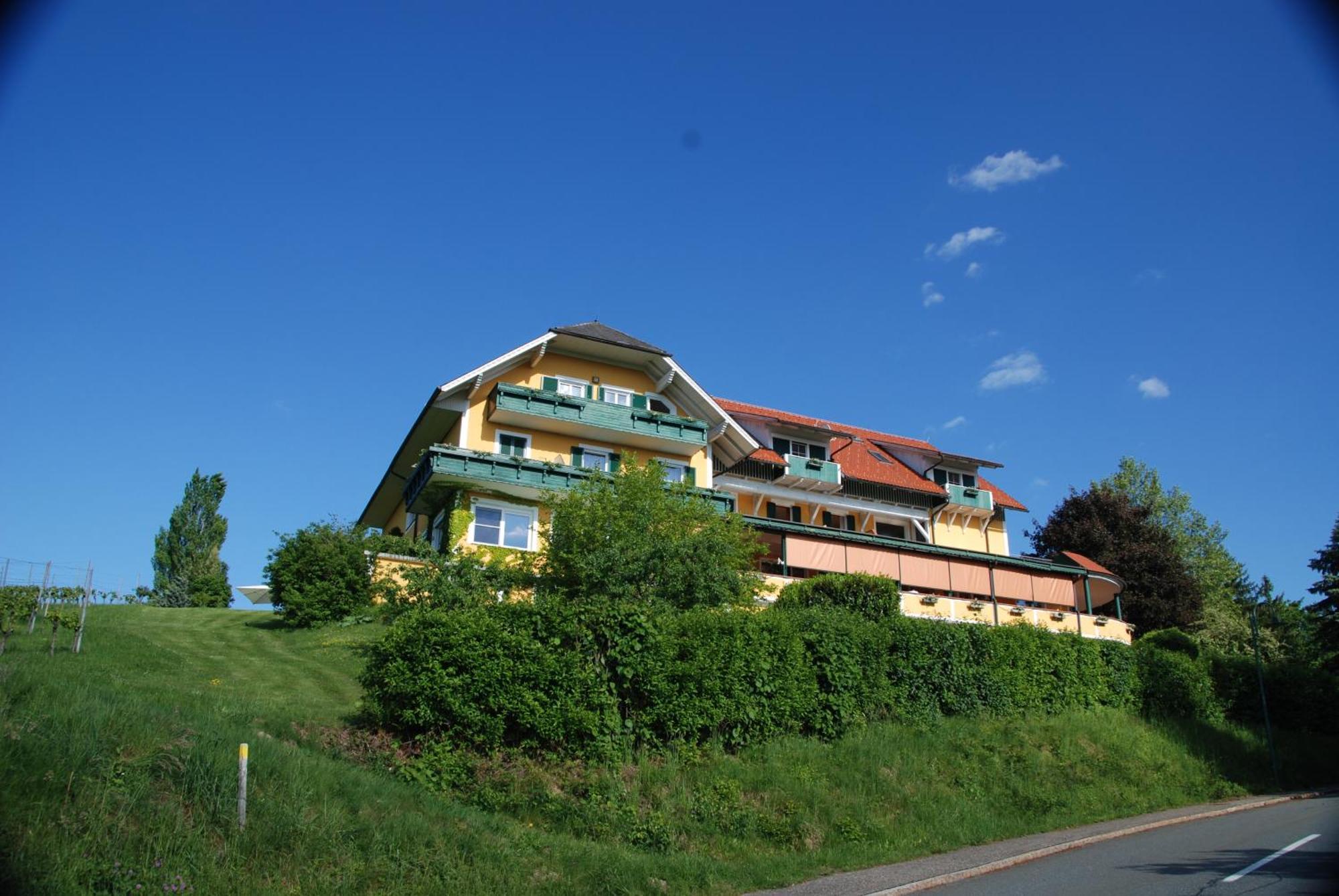 Naturpark-.Weinbergferienhaus คิทเซค อิม เซาซาล ภายนอก รูปภาพ